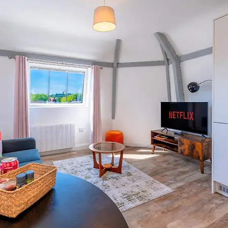 Modern Serviced Appartment: Short Walk To Centre Bristol Exterior photo