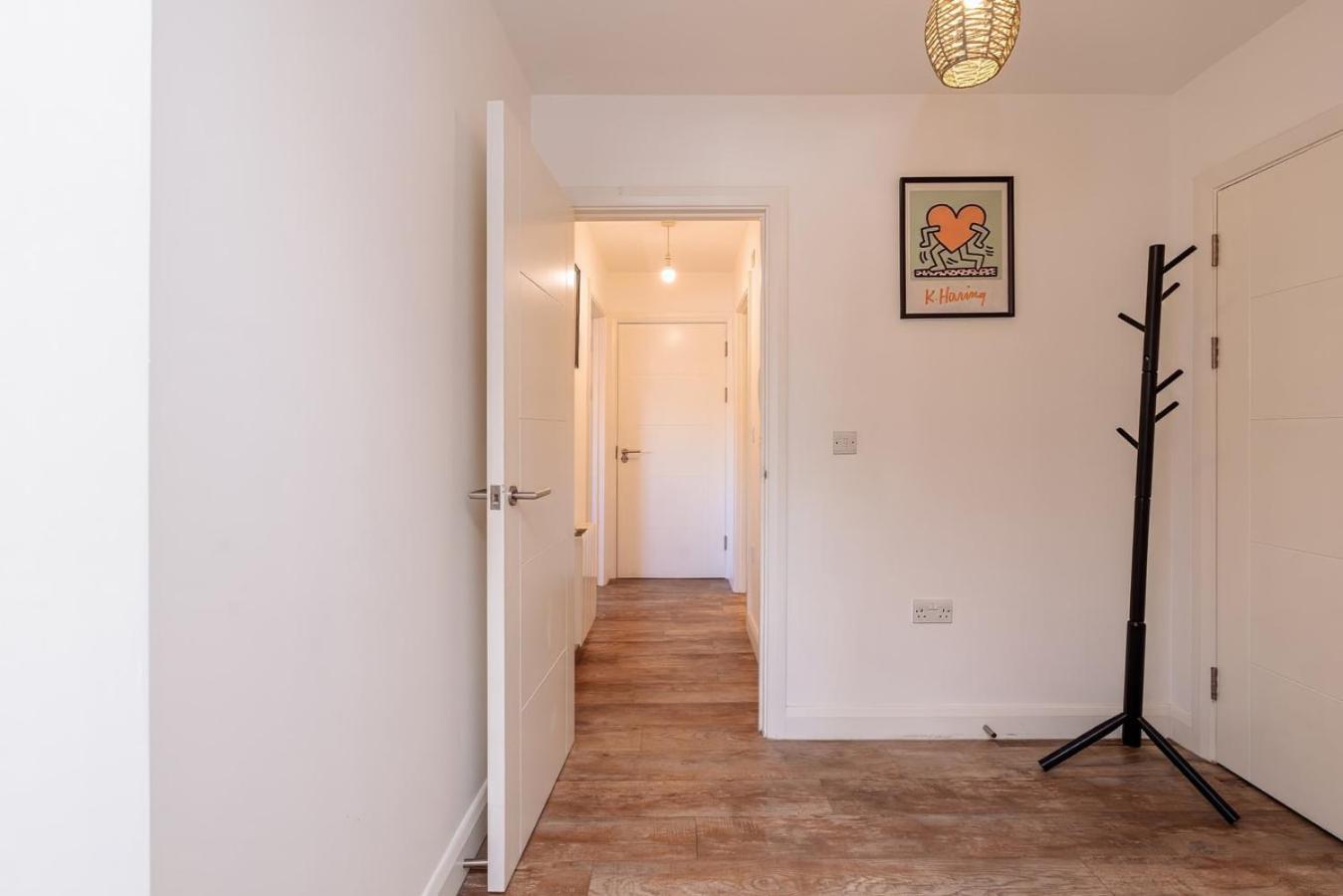 Modern Serviced Appartment: Short Walk To Centre Bristol