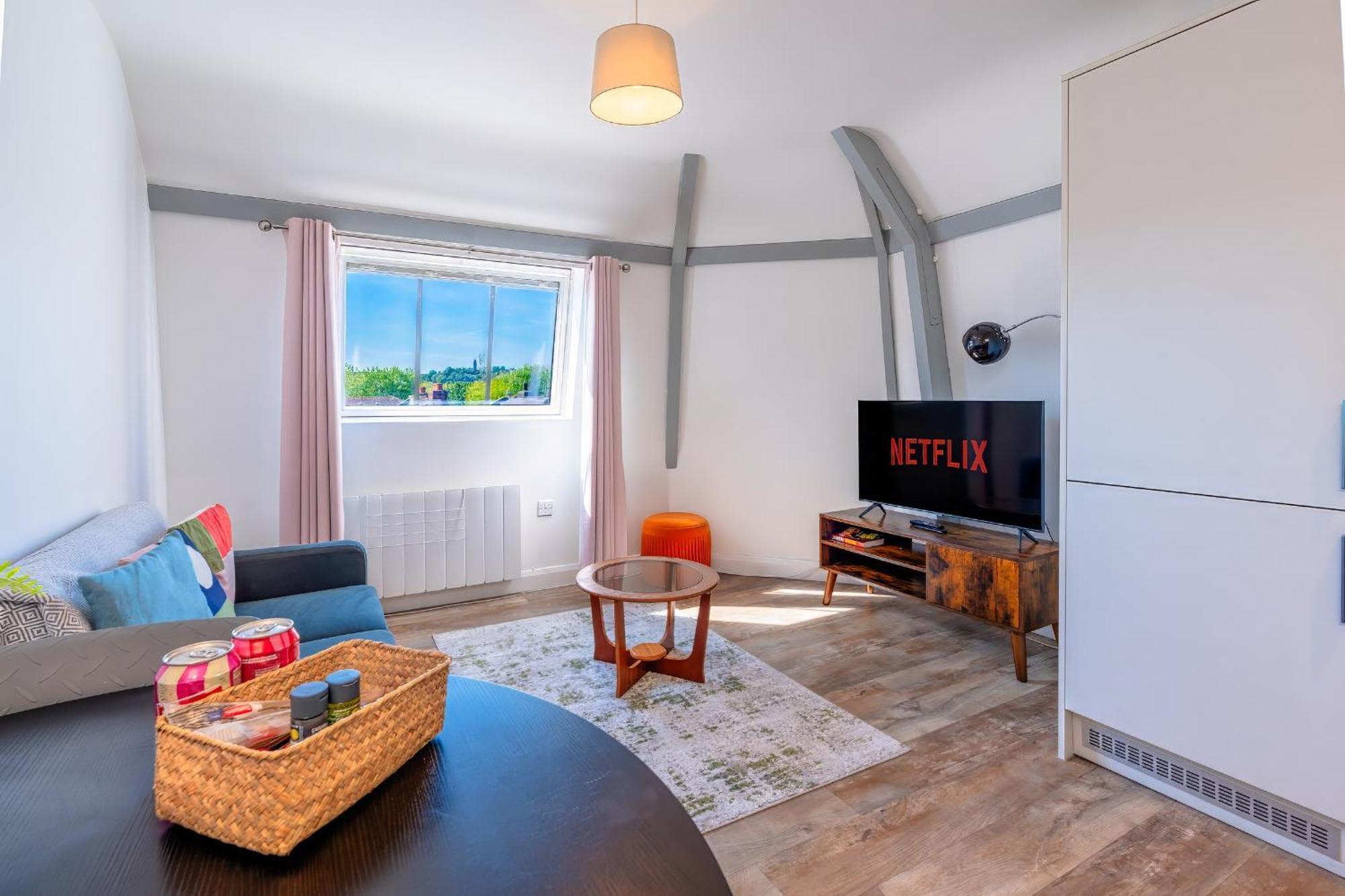 Modern Serviced Appartment: Short Walk To Centre Apartment